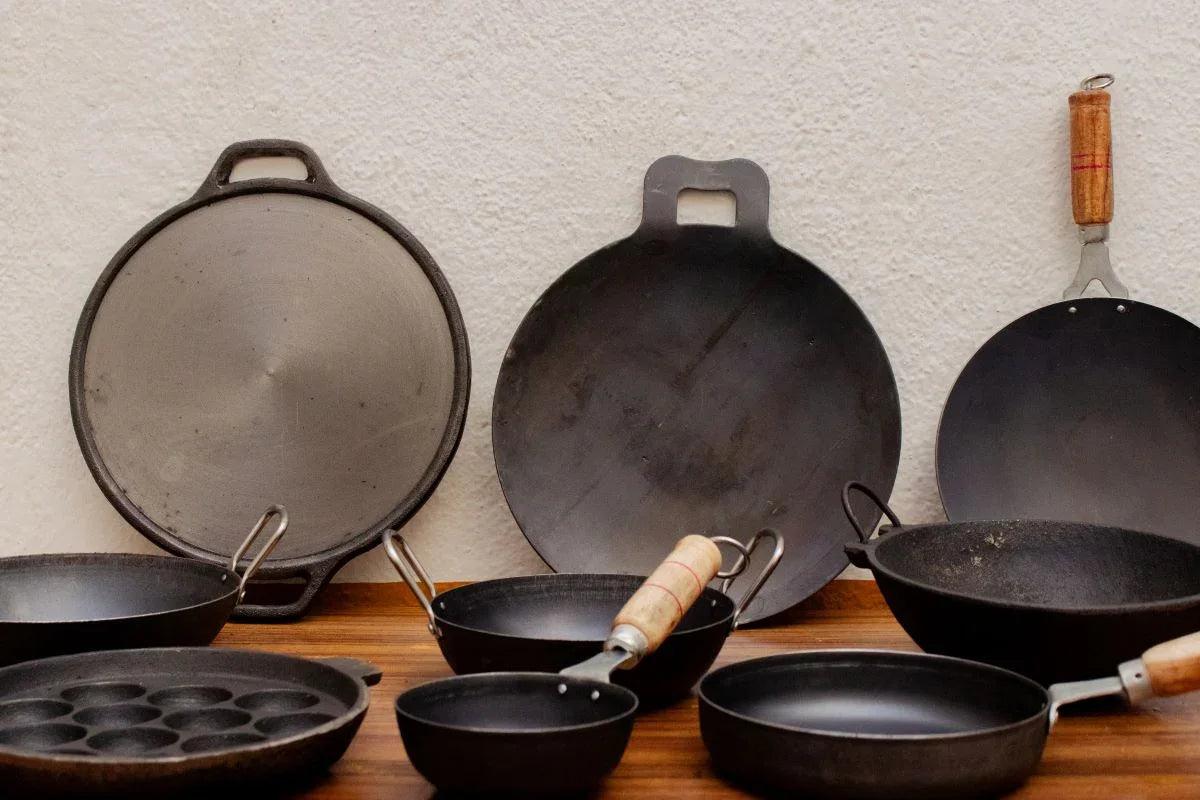 What Cooking Utensils to Use on Cast Iron: Essential Guide