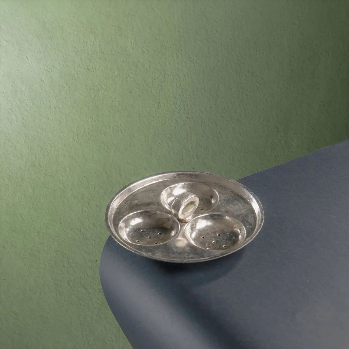 Brass Idli Plates with 3 Pits-Zishta Traditional Cookware