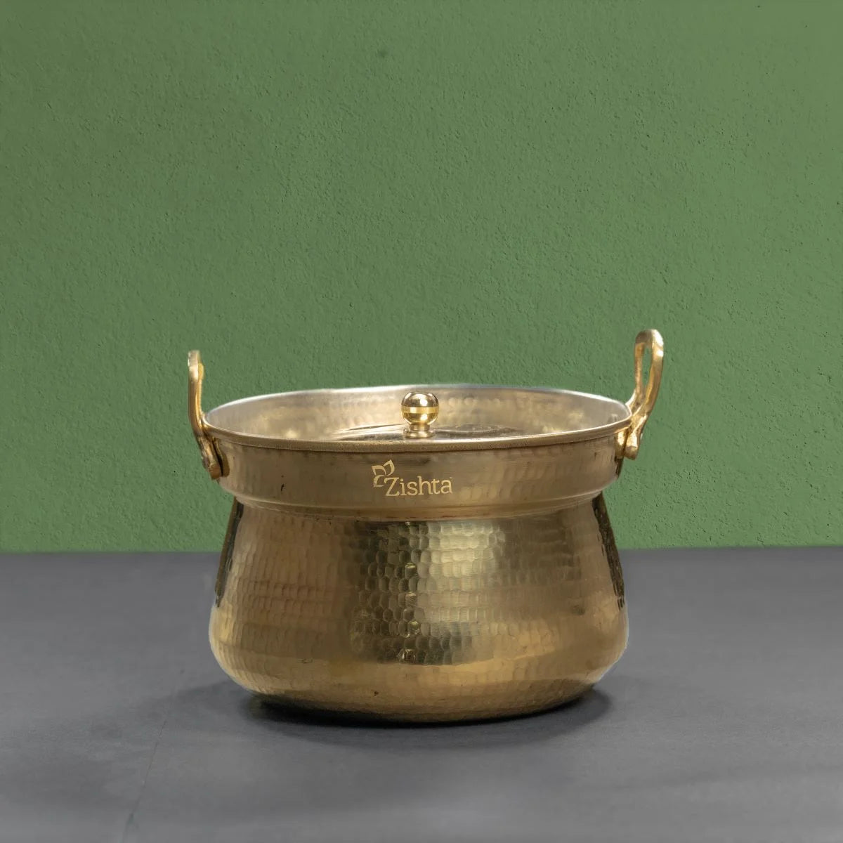 Handcrafted Brass Pot Shakuntala Patra-Zishta Traditional Cookware