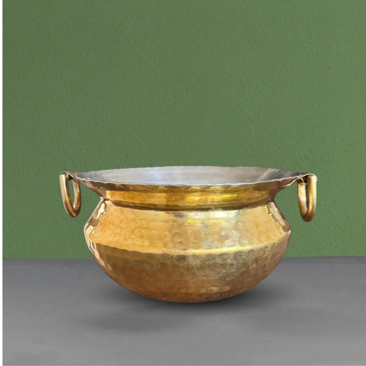 Brass Sipri Handi Side View-Zishta Traditional Cookware