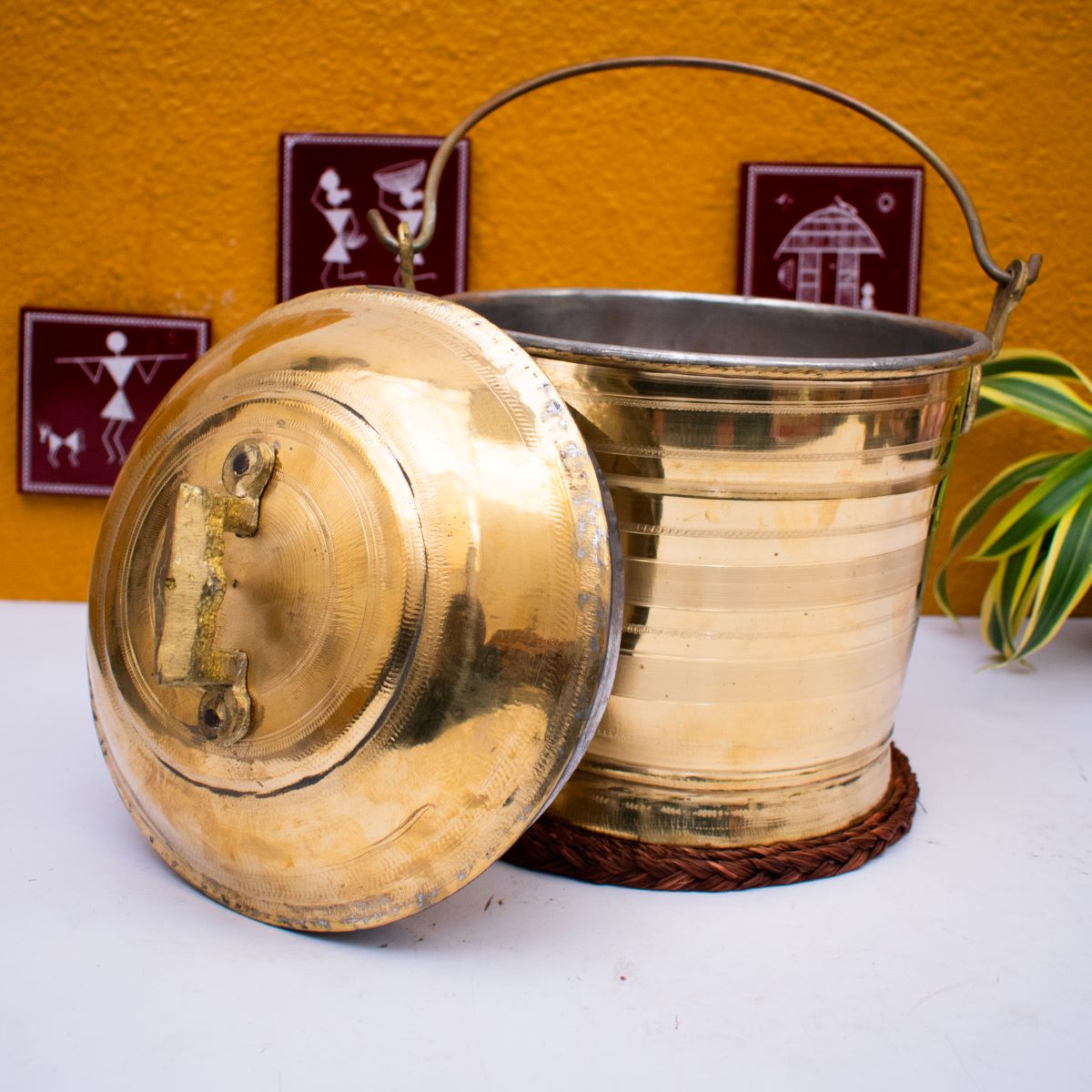 Brass Storage Thooku-Zishta Traditional Storage
