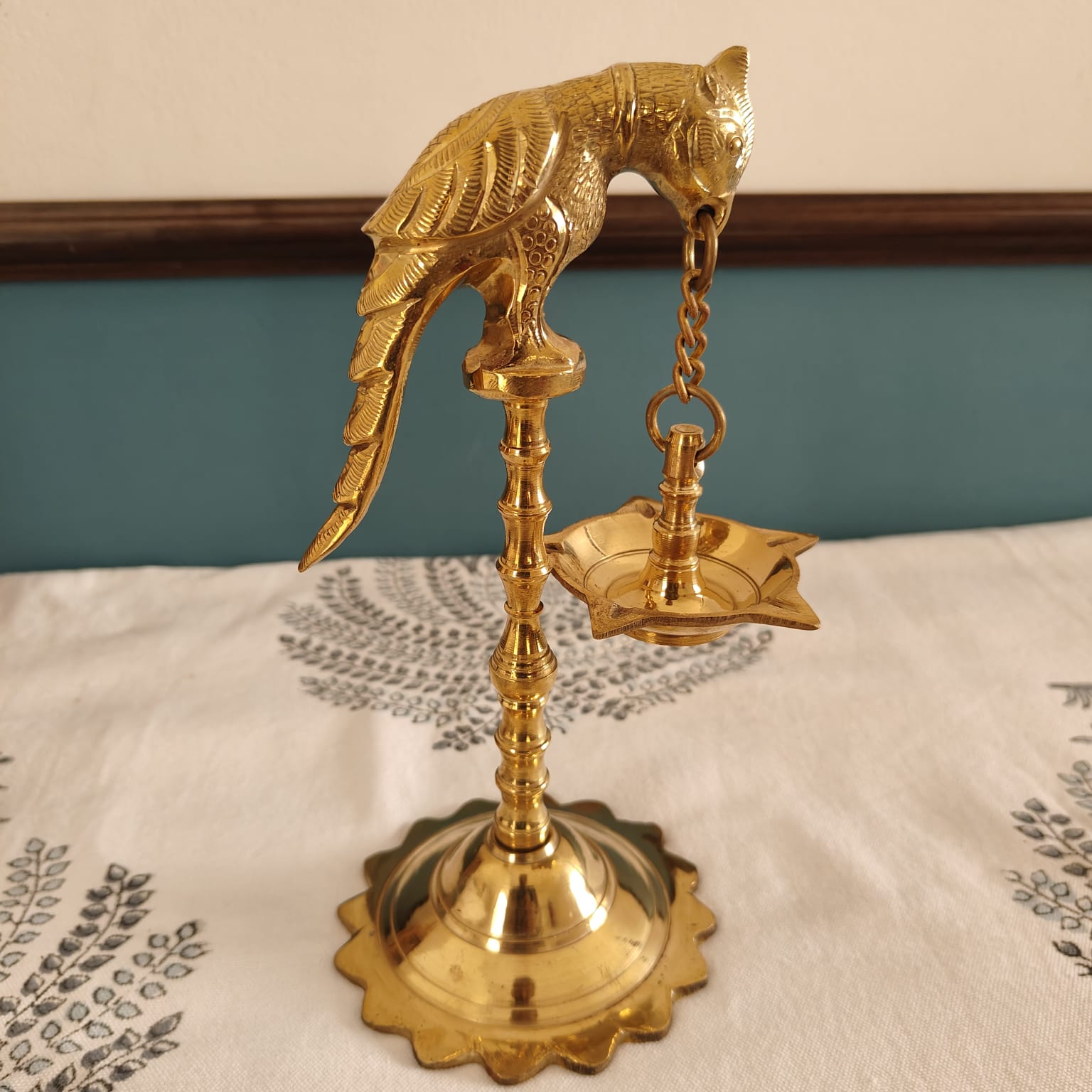 Kili Vilakku Traditional Brass Lamp-Zishta Home Decor