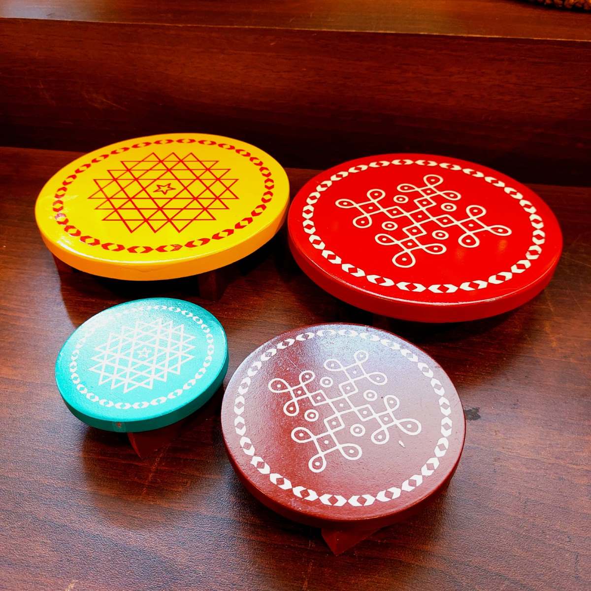Wooden Pooja Chowki Manai – Round | Set of 4 Handcrafted Manai Palagai Peedam