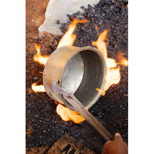 Doing Kalai for Brass Cookware-Zishta