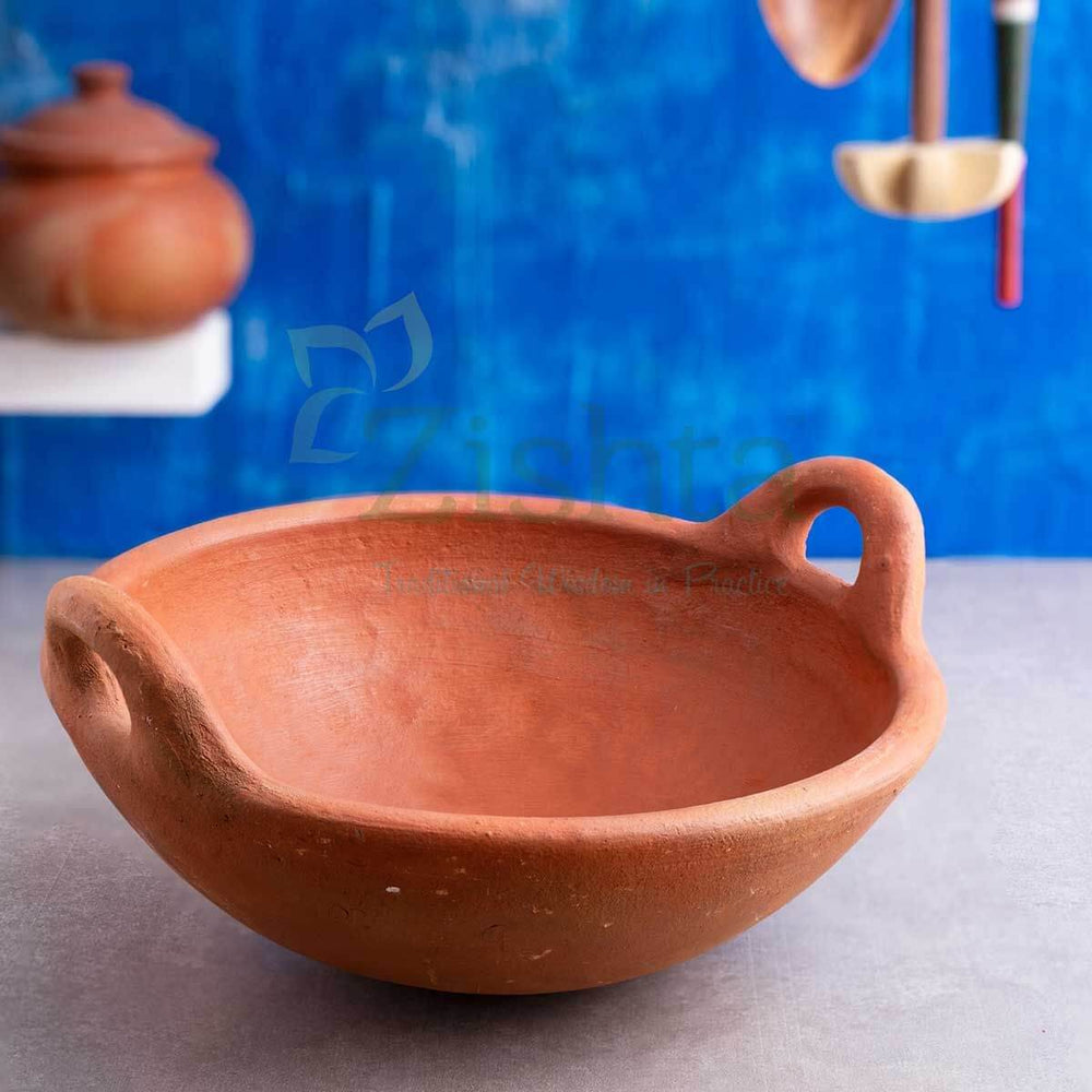 Brown flat bottomed clay kadai set with lid 3 liters 2 liters 1