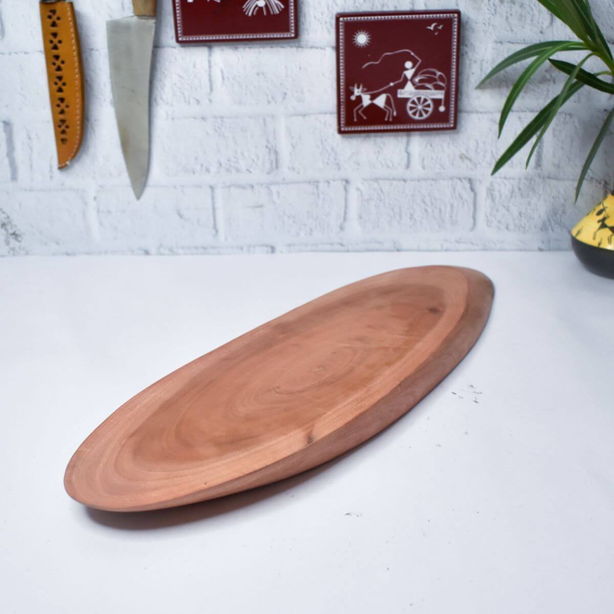 Natural Shape Neem Wood Chopping Board-3-Zishta Neemwood Accessories