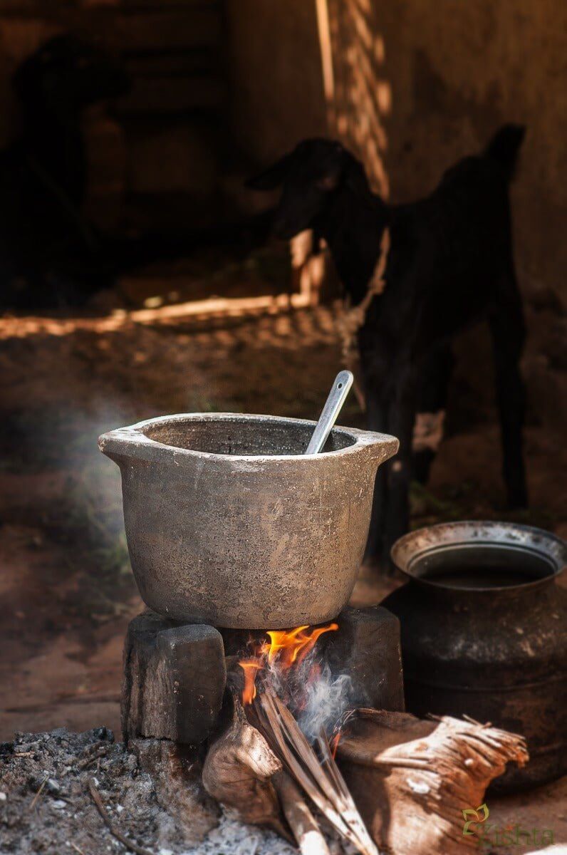 Zishta soapstone treated Kalchatti cooking food