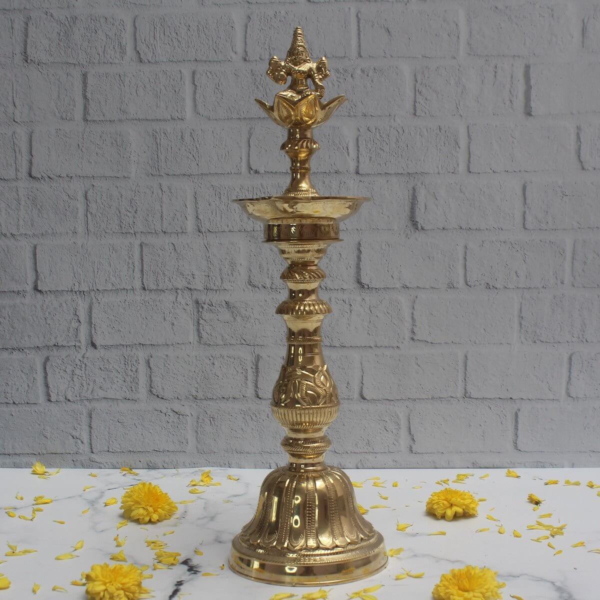 Traditional Brass Kuthu Vilakku (lamp): Ega Vilakku Zishta