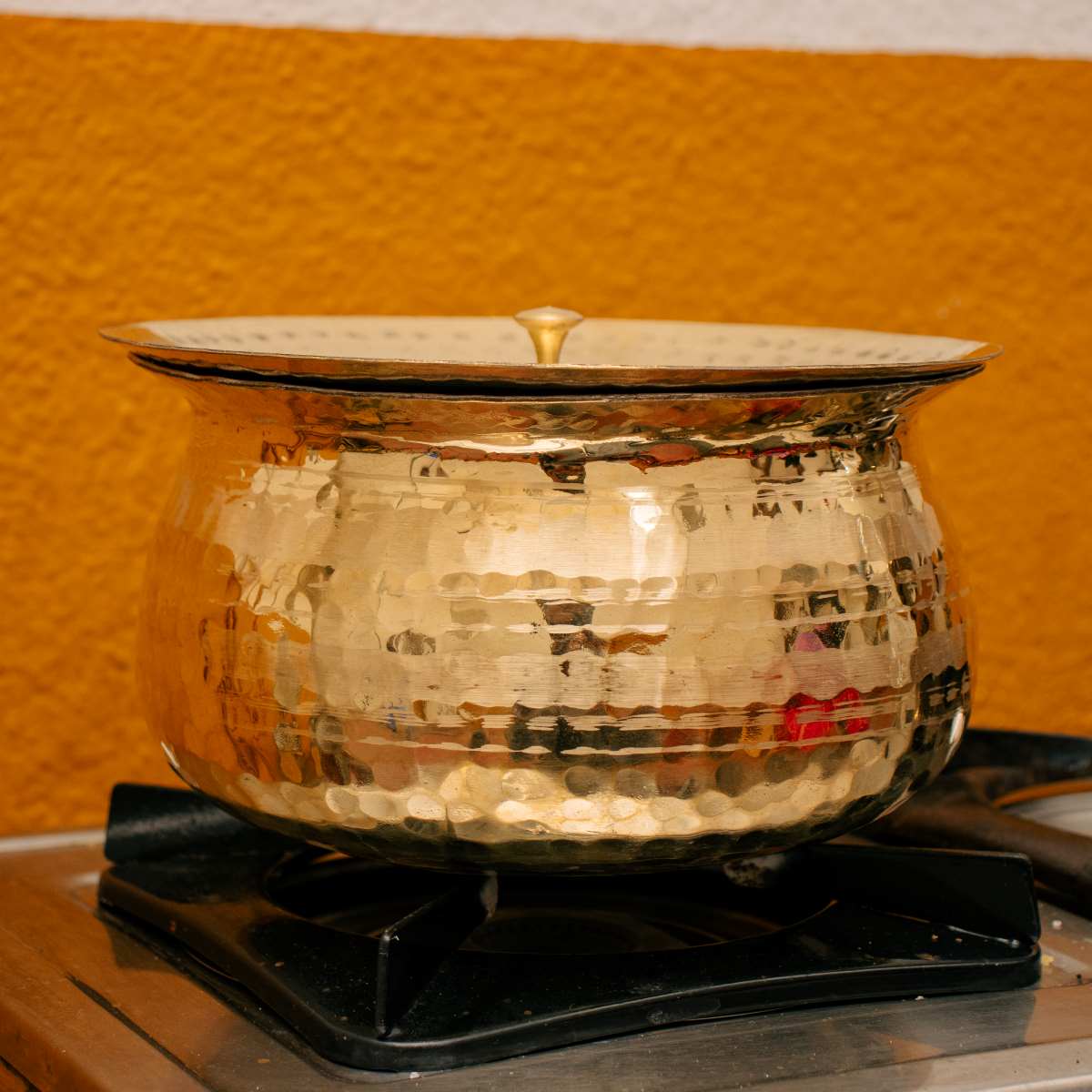Brass Degchi Cooking Pot-1-Zishta Traditional Cookware