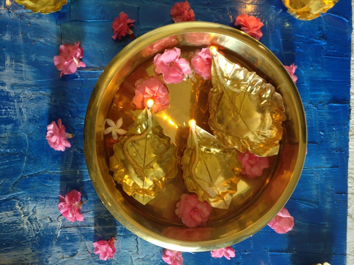 Brass Peepal Leaf Shaped Floating Diya-4-Zishta Traditional Home Decor