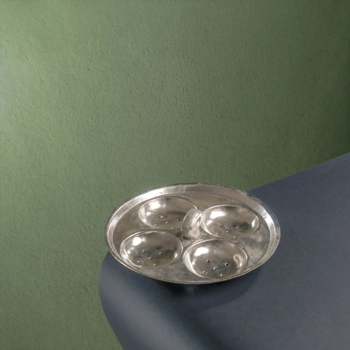 Brass Idli Plates with 4 Pits-Zishta Traditional Cookware