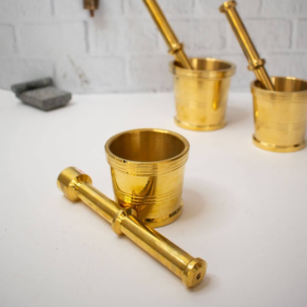 Brass Mortar Pestle-5-Zishta Kitchen Accessories