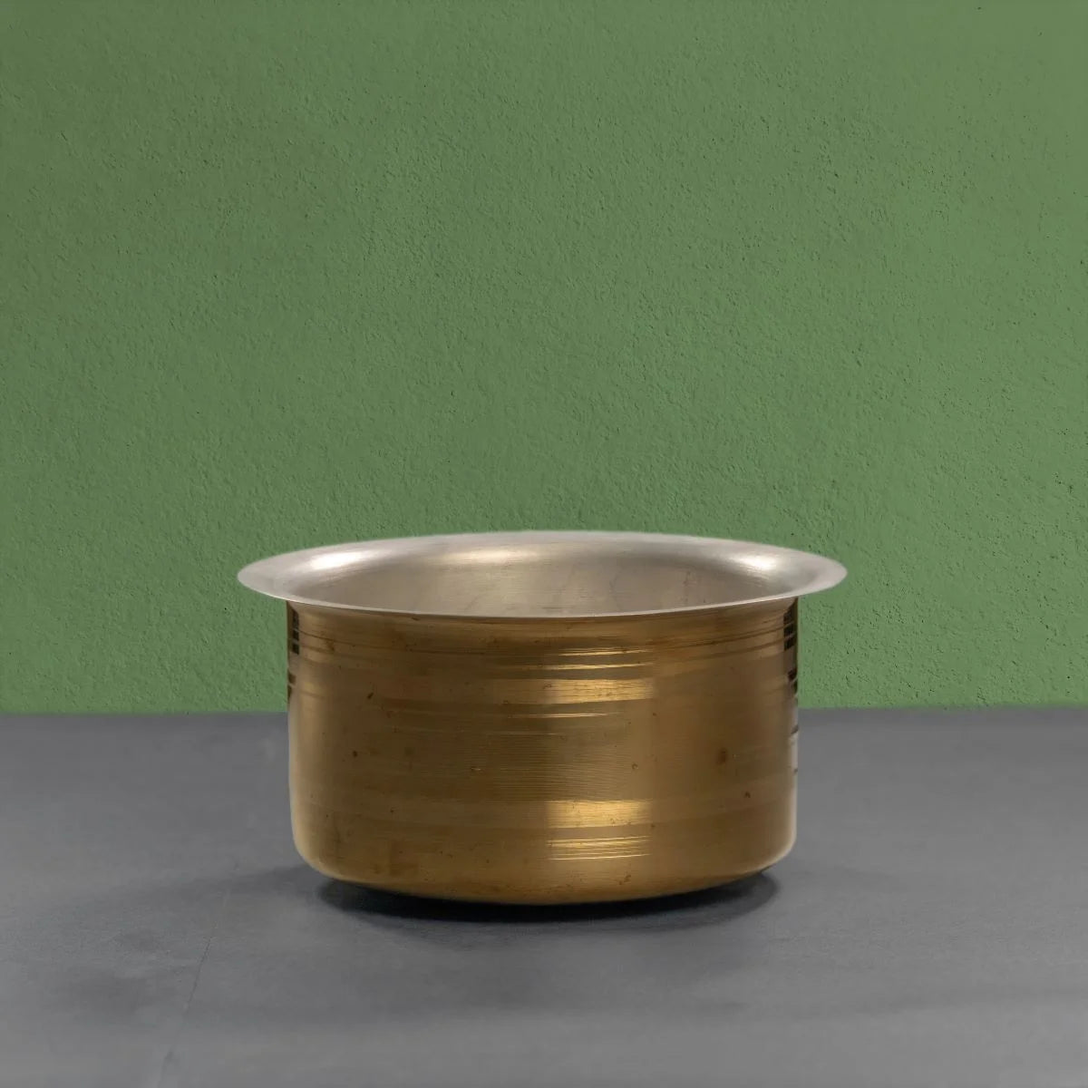 Brass Patila-Bhagona-Side View-Zishta Traditional Cookware
