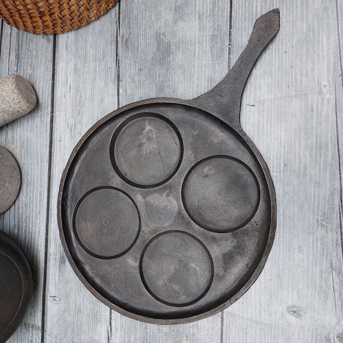 Cast Iron Mini Utappam Tawa - 4 Cavities-Zishta Traditional Cookware