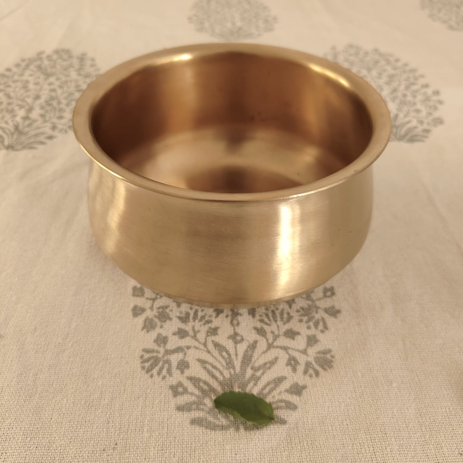 Kansa Tulsi Cookware Handi-10-Zishta Traditional Cookware