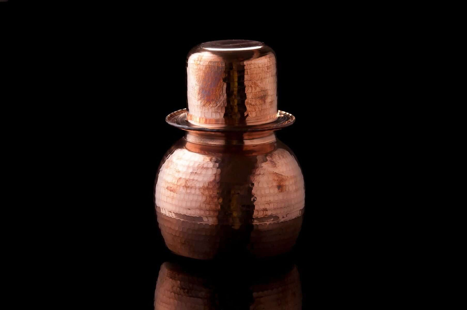 Handcrafted Copper Water Pot With Cup (Sombu / Lota) | Zishta.com