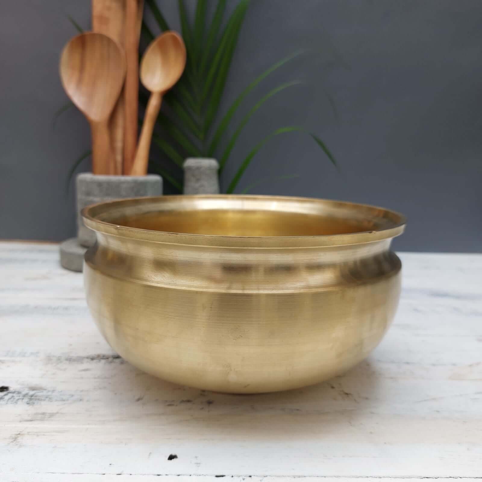 Vengala Chatti-Bronze Pot-Kaiya Uruli-1-Zishta Traditional Cookware