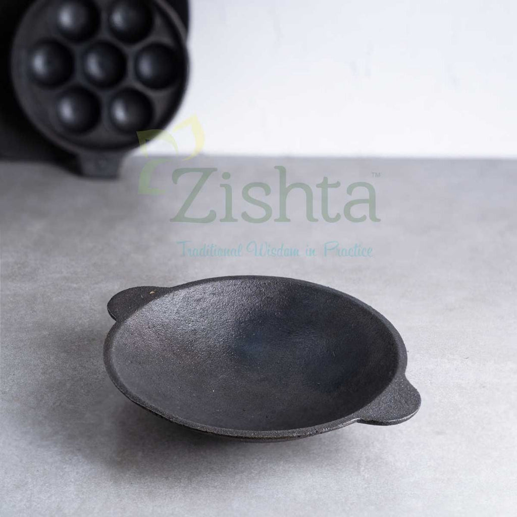 https://zishta.com/cdn/shop/products/cast-iron-appachatti-zishta-traditional-cookware.jpg?v=1676959582&width=1024