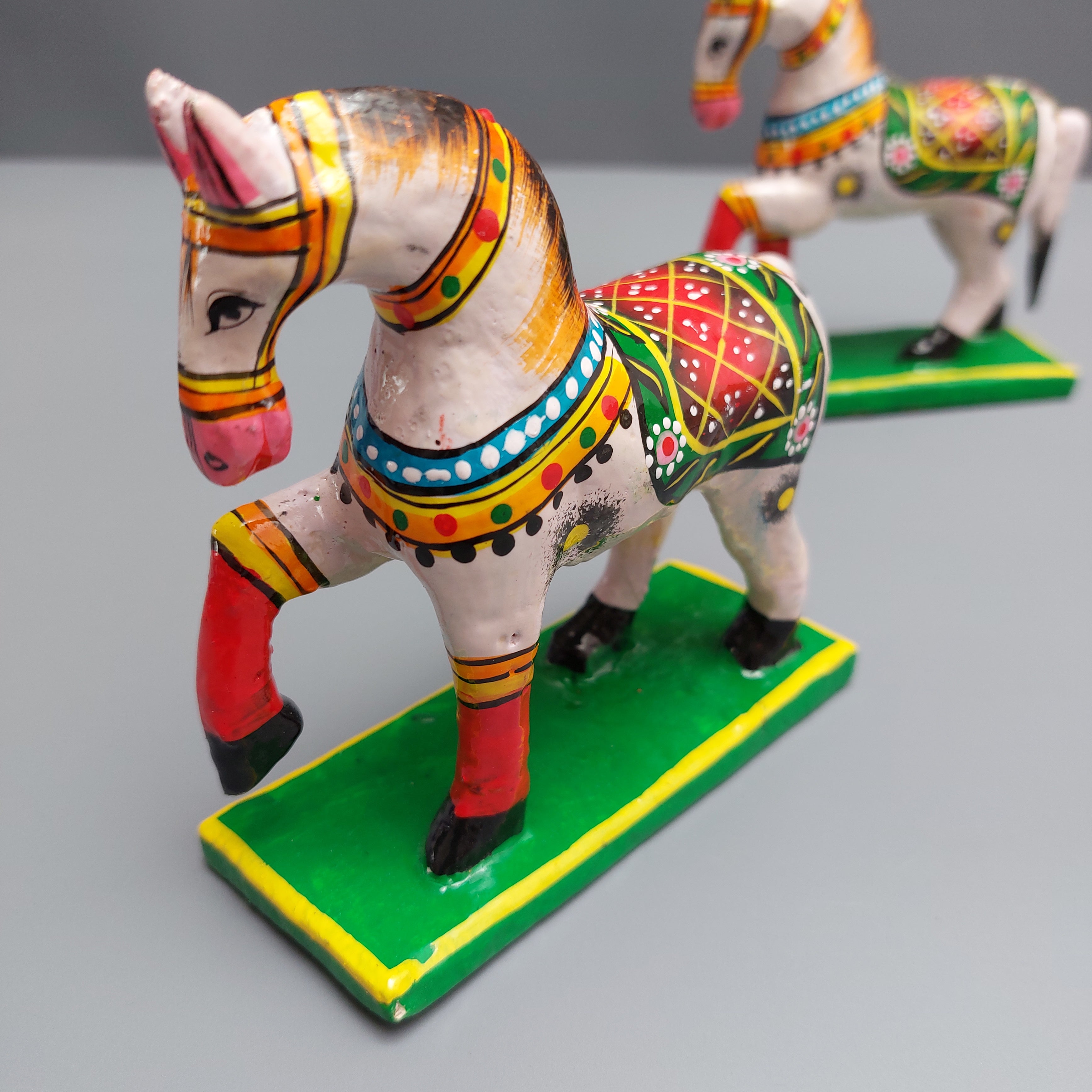 Varanasi Horse White 2-Zishta Traditional Home Décor Toys